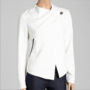 Andree Off White Asymmetrical Blazer/Jacket Size S